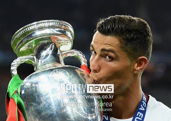 ▲ 포르투갈의 공격수 크리스티아누 호날두가 2026년 월드컵을 끝으로 대표팀 커리어를 마무리하겠다고 공식적으로 밝혔다.