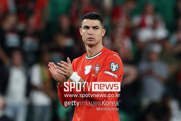 ▲ 포르투갈의 공격수 크리스티아누 호날두가 2026년 월드컵을 끝으로 대표팀 커리어를 마무리하겠다고 공식적으로 밝혔다.