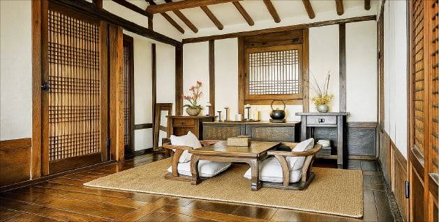 전통 한옥 객실 ‘고당’의 거실. 제주 씨에스 호텔&리조트 제공