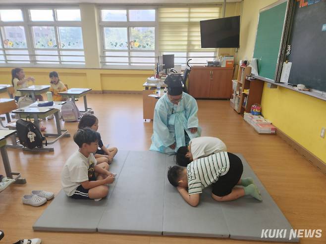서산향교 예절교육.