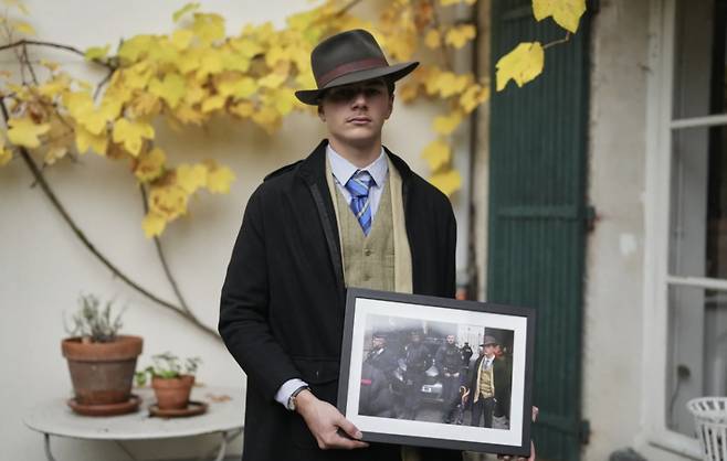 프랑스 파리 루브르 박물관 보석 도난 사건 현장에서 화제가 된 '페도라 맨' 페드로 엘리아스 가르송 델보./사진=AP뉴스