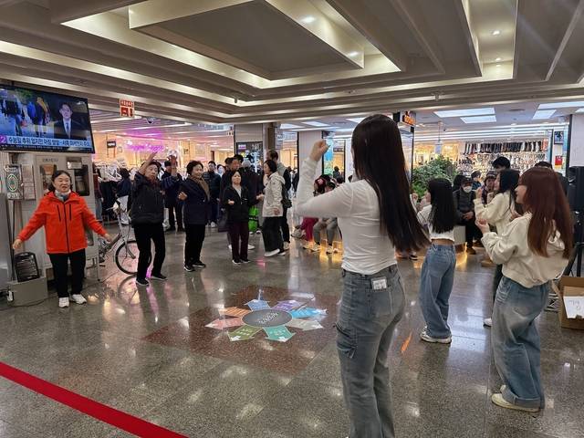 서울 서초구의 에너지 댄스 챌린지. 서초구청 제공