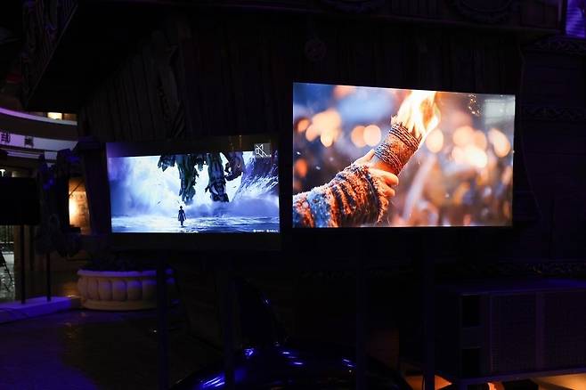 2025 차이나 인터내셔널 인텔리전트 커뮤니케이션즈 포럼에서 상영된 새로운 개념의 영화들.       <사진=비전컬쳐>