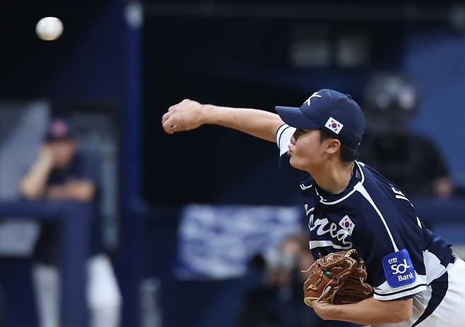 한화 정우주는 1년 만에 청소년 대표팀에 이어 성인 대표팀을 경험하게 됐다. 그는 더욱 무거워진 책임감을 안고 마운드에 오를 예정이다.｜뉴시스
