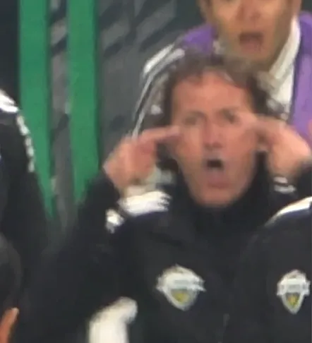 전북 타노스 코치의 문제된 행동 | 팬 영상 캡처