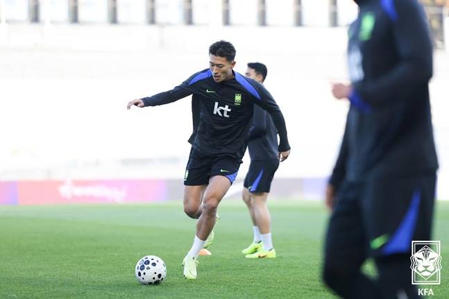 12일 훈련을 하고 있는 조규성. /사진=대한축구협회