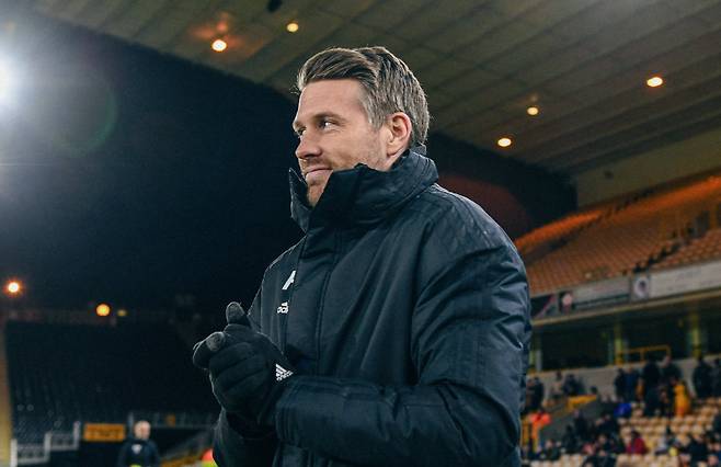 롭 에드워즈 감독. /사진=울버햄튼 원더러스 제공