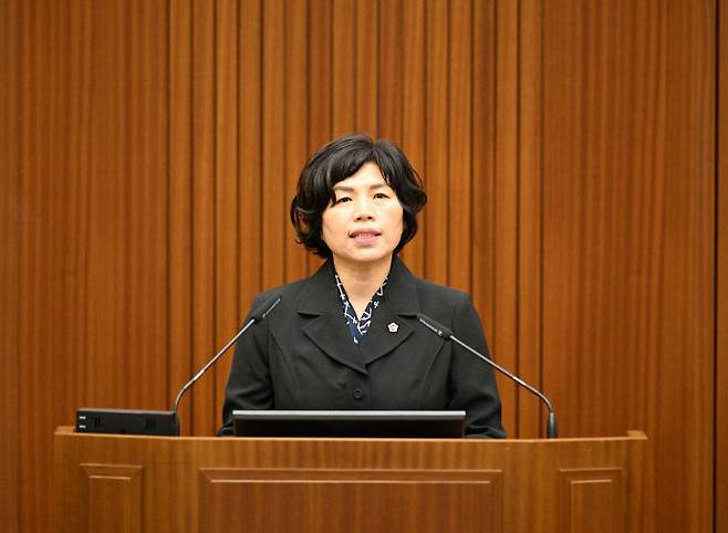 김현옥 세종시의원이 11일 제102회 세종시의회 정례회 1차 본회의 5분 자유발언을 하고 있다. /세종시의회 제공