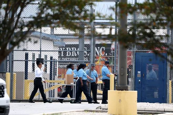 지난 9월 미 이민세관단속국(ICE)의 단속으로 현대차-LG엔솔 배터리공장 건설 현장 직원들이 구금됐던 조지아주 포크스턴 구금시설. 연합뉴스