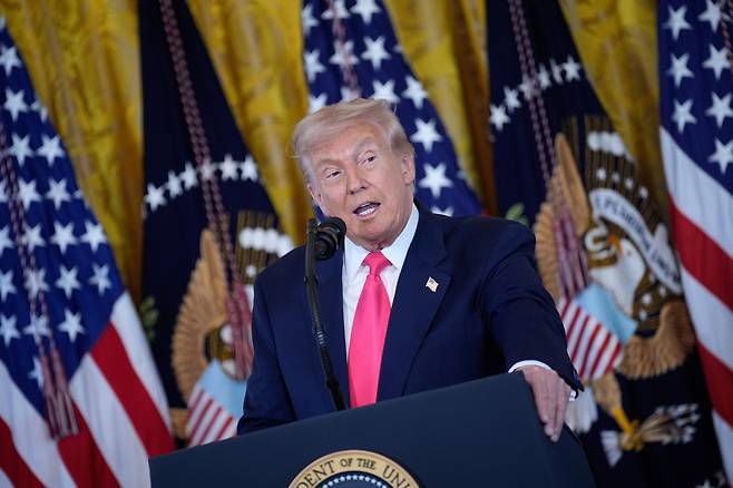 13일(현지시간) 미국 워싱턴DC 백악관에서 도널드 트럼프 미국 대통령이 연설하고 있다. EPA연합뉴스