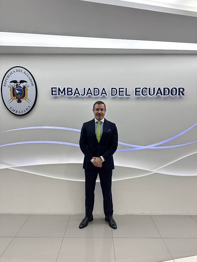 빠뜨리시오 에스테반 뜨로야 수아레스 주한에콰도르대사.  /사진= 강예신 여행+ 기자