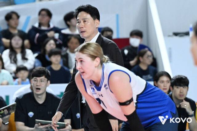 강성형 감독/KOVO