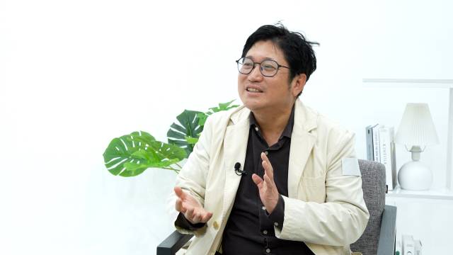 15일 서울경제TV '지금, 명의'에 출연한 서울성모병원 정신건강의학과 김대진 교수는 "술·담배 같은 ‘나쁜 도파밍’을 줄이고, 운동·독서·음악 등 ‘좋은 도파밍’으로 분산해야 도파민 중독에서 자유로워질 수 있다"고 말했다.