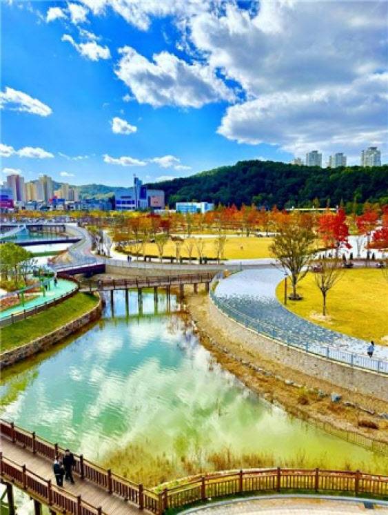 대전 갑천생태호수공원 전경. (사진=대전시 제공)