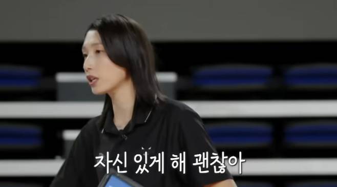 '신인감독 김연경'