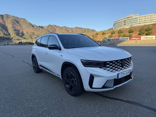 그랑 콜레오스 정측면부. 임주희 기자