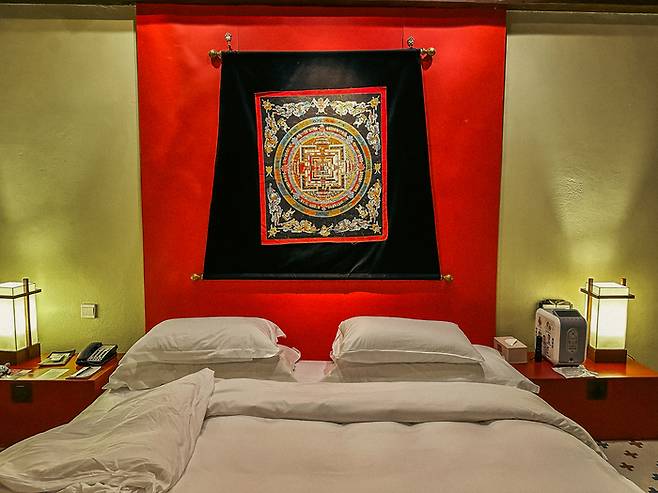 티베트 스위트 객실의 침실/ 사진=권효정 여행+ 기자