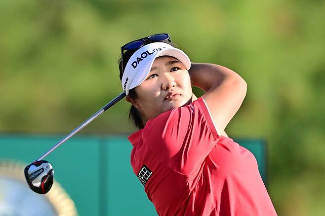 무빙 데이에 5홀 연속 버디를 잡아 선두권 잔류에 성공한 유해란. [사진=LPGA]