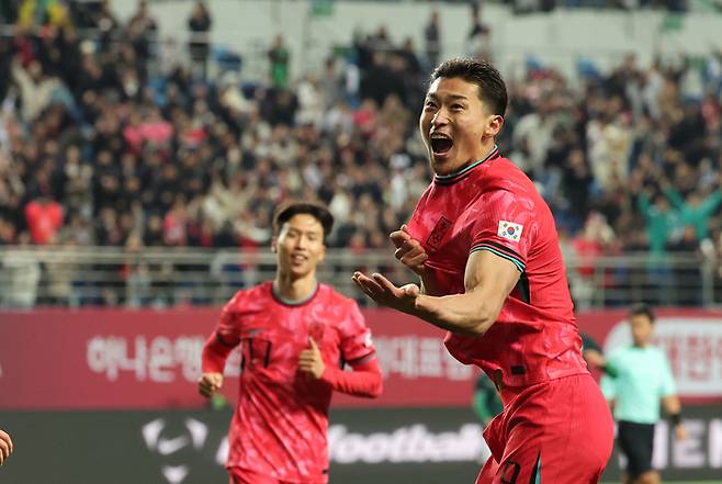 조규성이 14일 대전월드컵경기장에서 열린 남자축구 국가대표 A매치 평가전 대한민국과 볼리비아의 경기에서 골을 넣은 뒤 세리머니를 하고 있다. 대전 | 연합뉴스