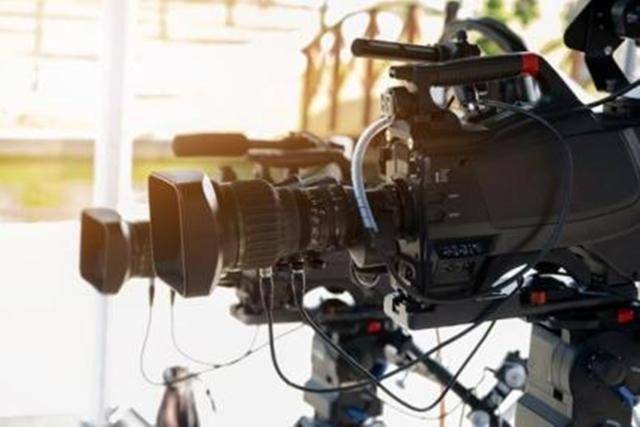 SBS 유명 시사·교양 프로그램을 연출한 PD가 성희롱으로 해고됐다. 게티이미지뱅크