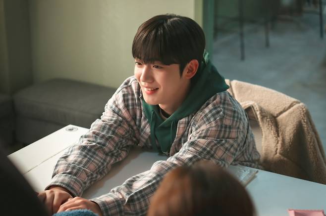 웨이브 오리지널 ‘제4차 사랑혁명’