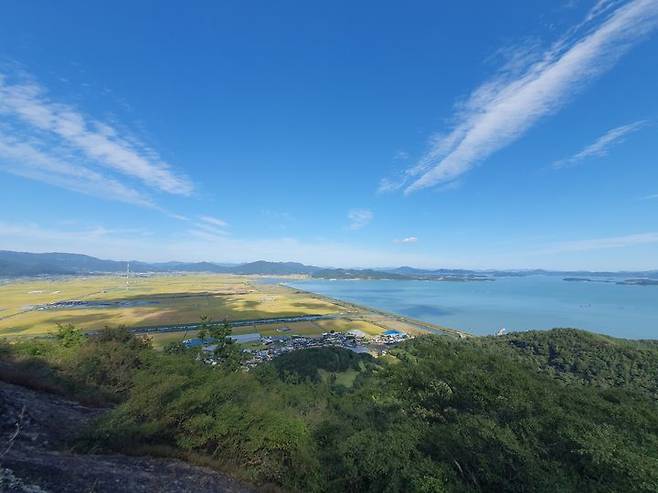 [서울=뉴시스] 오봉산 정상에서 바라본 풍경 (사진=국가유산청 제공) 2025.09.16. photo@newsis.com *재판매 및 DB 금지