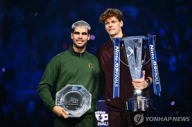 신네르(오른쪽)와 알카라스 [AFP=연합뉴스]