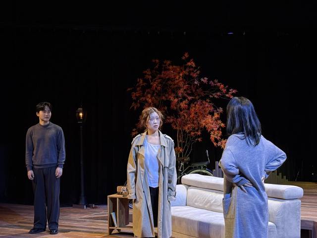 연극 '붉은 낙엽' 연습 장면. 동서대 연기과 제공