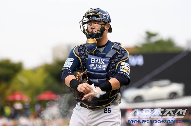 27일 광주 기아챔피언스필드에서 열린 KIA 타이거즈와 NC 다이노스의 경기. NC 김형준이 수비를 하고 있다. 광주=박재만 기자 pjm@sportschosun.com/2025.09.27/