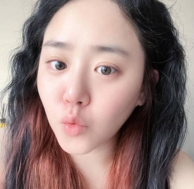 인스타그램 @aka_moons