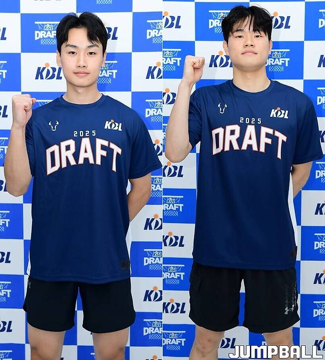 ▲ 건국대 여찬영과 동국대 이한결(사진 오른쪽)은 2026년 다시 KBL 신인선수 드래프트에 참가할 예정이다.