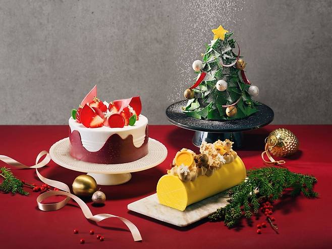 안다즈 서울 강남의 2025 크리스마스 케이크