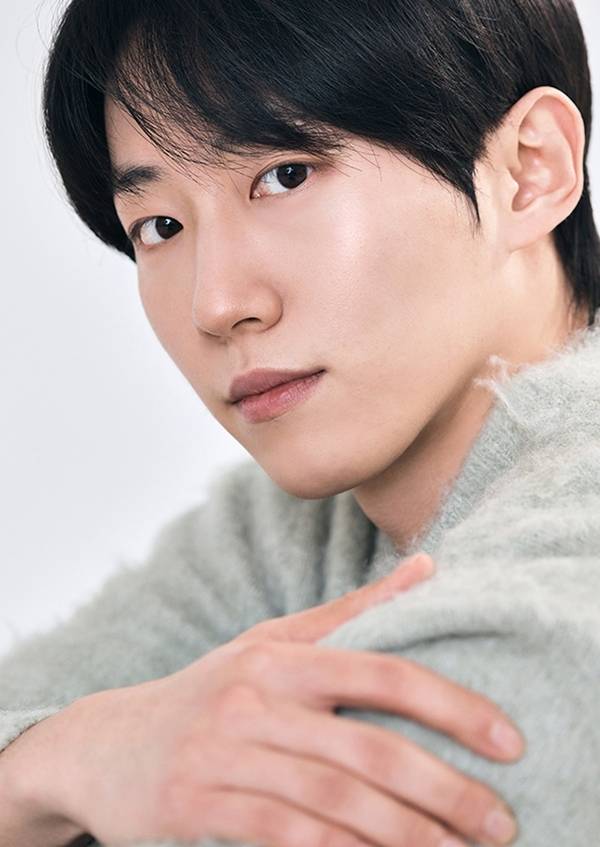 배우 연제형이 이번에는 검사로 변신하며 ‘안방 열일’을 이어간다.