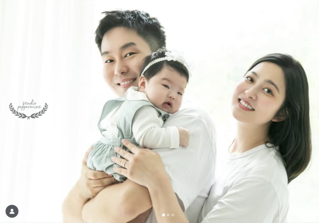 박세영·곽정욱 부부가 첫 가족사진을 공개했다. / 박세영 인스타그램