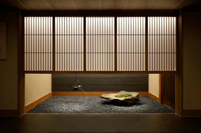 타카나와 하나코로