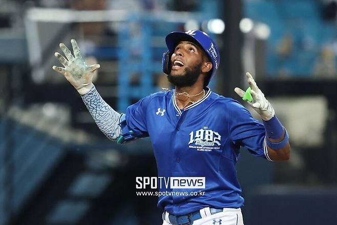 ▲ 디아즈는 KBO 단일 시즌 최다 타점, 그리고 외국인 선수 첫 50홈런이라는 기념비를 동시에 세웠다 ⓒ곽혜미 기자