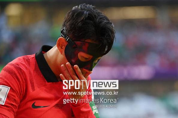 ▲ 손흥민이 3년 만에 가나와 재회한다. 경기를 앞두고 사전 기자회견에 참석한 손흥민은 "3년 전 월드컵에서 패한 것에 대해서 많은 생각을 하고 있지 않다. 다가올 월드컵을 생각하고 있다"라고 밝혔다.