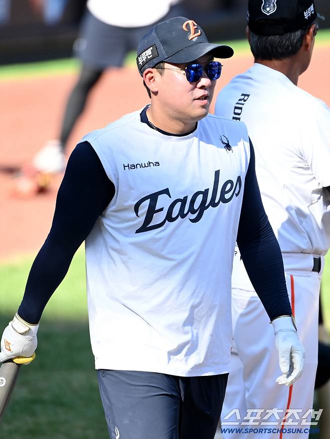 2일 대전 한화생명볼파크에서 열린 KIA와 한화의 경기, 한화 안치홍이 타격훈련을 하고 있다. 대전=허상욱 기자wook@sportschosun.com/2025.09.02/