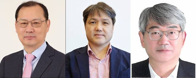 사진 왼쪽부터 효성티앤씨 효성동나이법인장 배인한 부사장, 효성중공업 남통효성변압기유한공사 총경리 배용배 부사장, 효성중공업 건설PU장 박남용 부사장. [사진제공 = 효성]