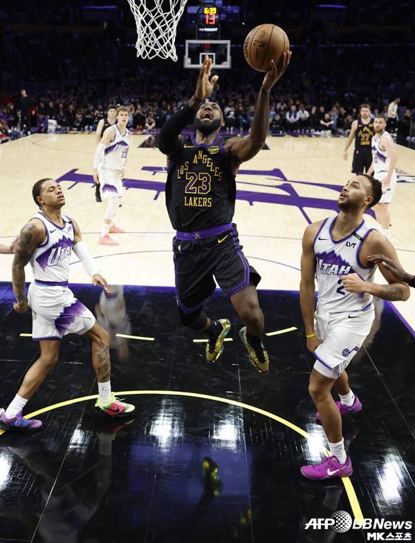 르브론이 시즌 데뷔했다. 사진(美 로스앤젤레스)=ⓒAFPBBNews = News1