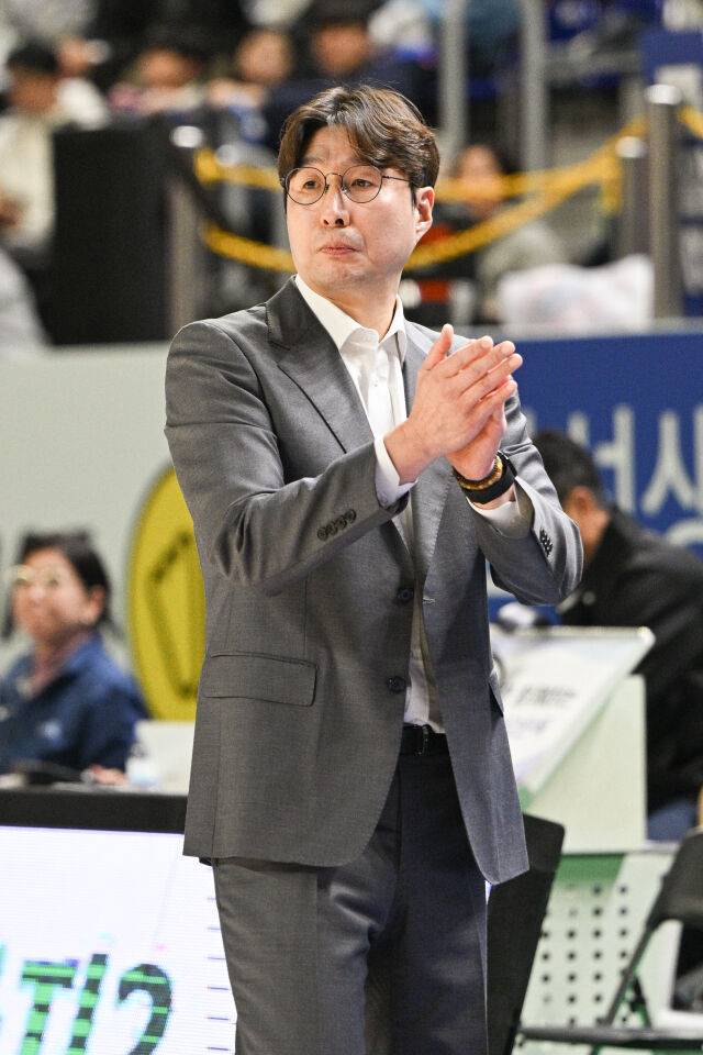 김완수 감독./WKBL