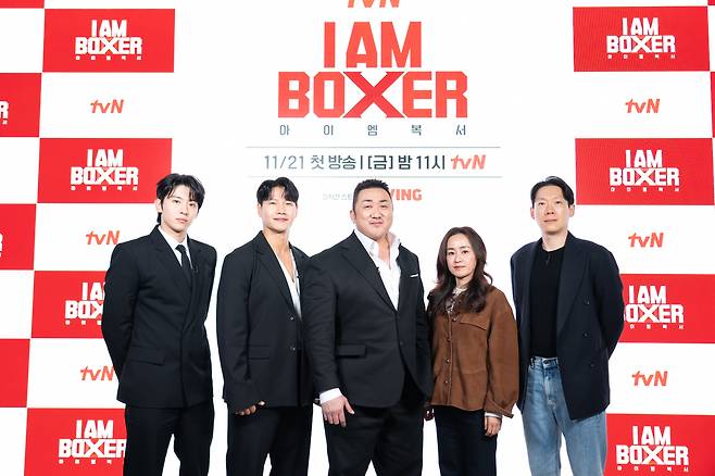 사진=왼쪽부터 덱스, 김종국, 마동석, 강숙경 작가, 이원웅 PD/tvN 제공