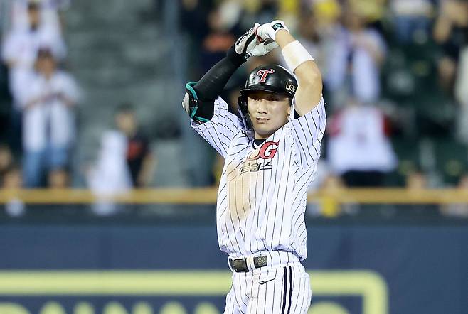 KBO 2차 드래프트가 19일 열린다. 신민재 등 즉시전력감을 영입한다면, 각 팀의 FA 영입 방향성이 달라질 수 있다.｜뉴시스