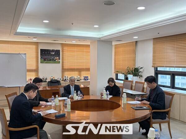 한국프로축구연맹 상벌위원회가 20일 축구회관에서 제14차 상벌위원회 개회를 준비하고 있다. /사진=STN뉴스