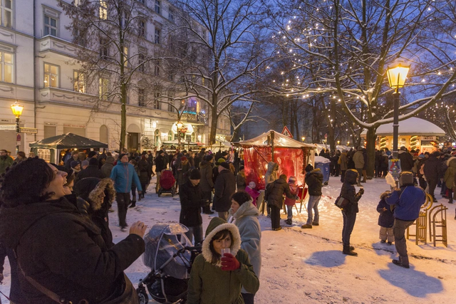 독일 베를린 알트-릭스도퍼 크리스마스 마켓(Alt-Rixdorfer Weihnachtsmarkt). visit Berlin