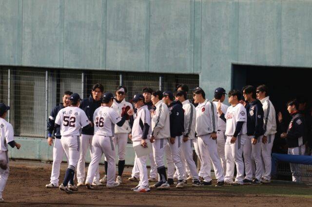 두산 베어스가 한화 이글스와 연습경기서 승리했다./두산 베어스