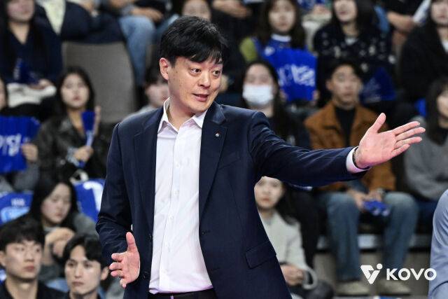 이영택 감독/KOVO