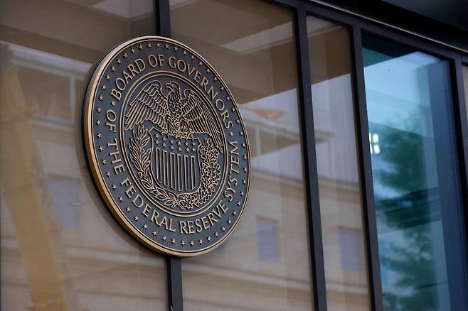 지난달 열렸던 연방공개시장위원회(FOMC)에서 위원들 중 많은 이들이 12월 회의에서는 기준금리 동결이 바람직하다는 입장을 내비친 것으로 확인됐다.[게티이미지]