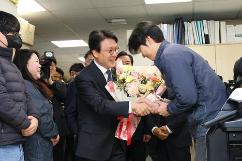 경주시 방문한 김민석 국무총리(가운데) [경주시 제공. 재판매 및 DB 금지]