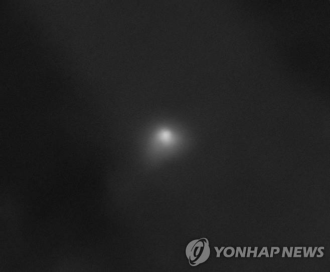 NASA가 공개한 성간 혜성 3I/ATLAS 촬영 이미지 [NASA/JPL-Caltech/University of Arizona/로이터=연합뉴스. 재판매 및 DB 금지]